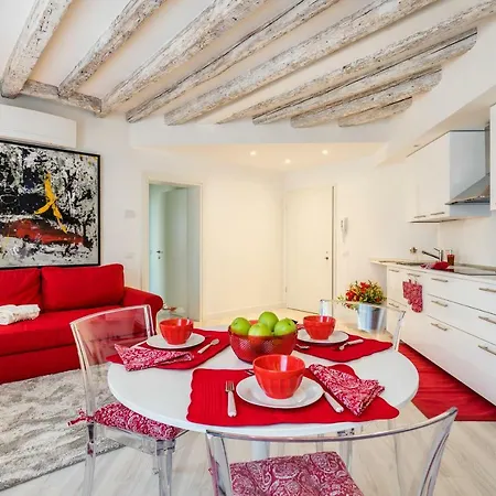 Biennale 1 & 2 , Elegant 15 Min Walk From St Marks Square- Vha Collection Apartment *