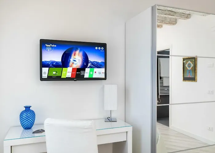 The Elegant Residence Walk To Biennale And St Marks Square Venice Heaven Apartments Collection