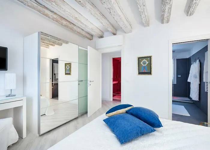 Apartman The Elegant Residence Walk To Biennale And St Marks Square Venice Heaven Apartments Collection