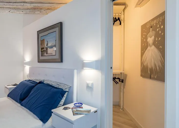 The Elegant Residence Walk To Biennale And St Marks Square Venice Heaven Apartments Collection Apartman *