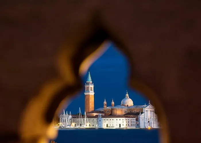 The Elegant Residence Walk To Biennale And St Marks Square Venice Heaven Apartments Collection *