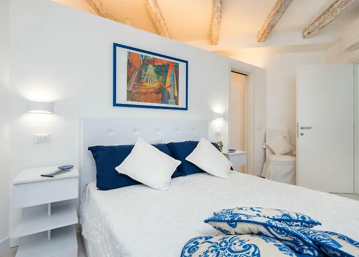The Elegant Residence Walk To Biennale And St Marks Square Venice Heaven Apartments Collection Apartman *